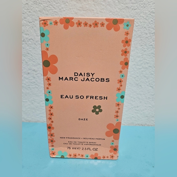 Limited Edition Marc Jacobs Daisy Eau So Fresh Daze Perfume - Picture 2 of 5
